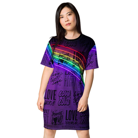 Love is Love T-shirt dress